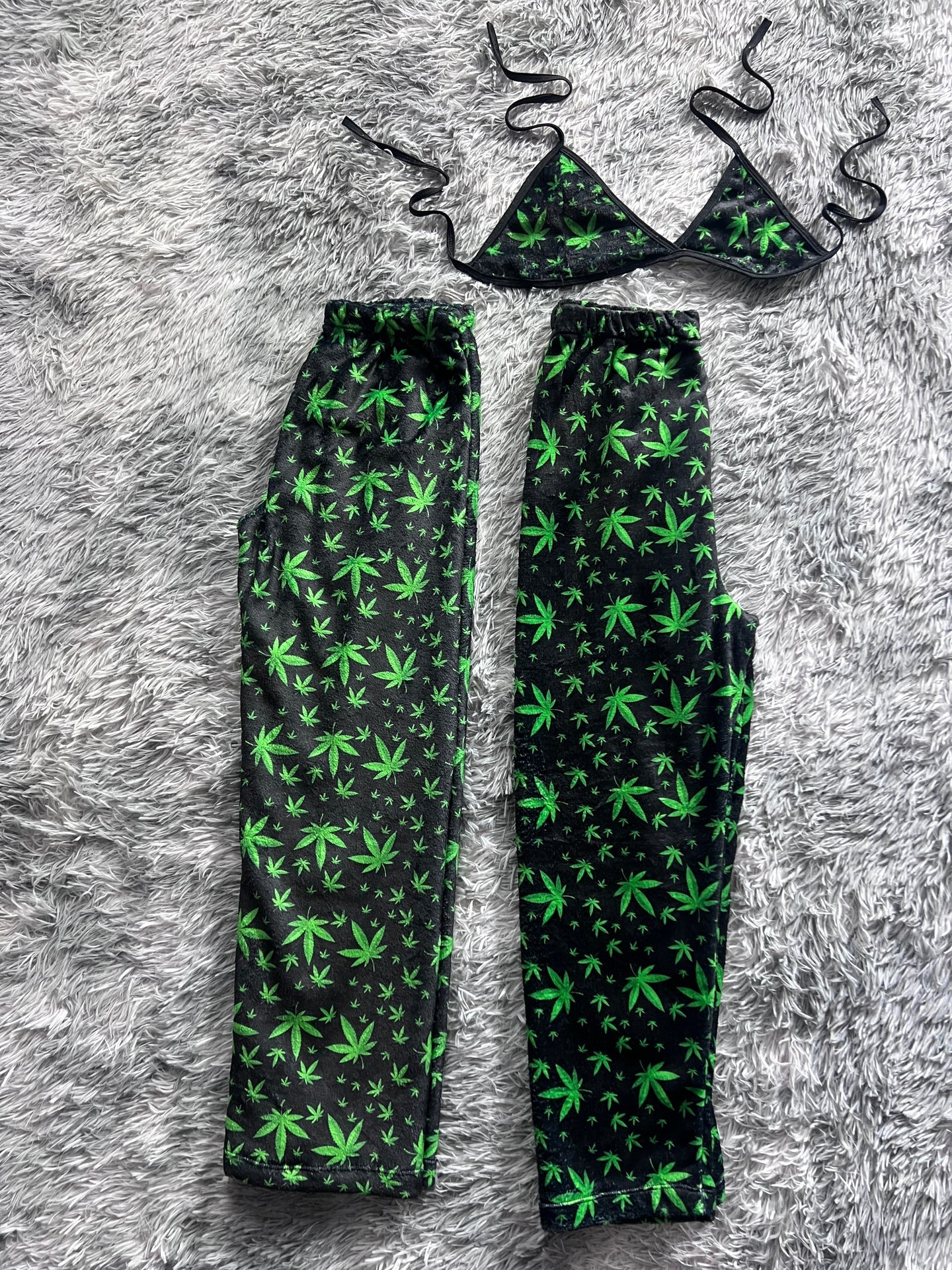hierba fondo negro Duo de Pijama Afelpada