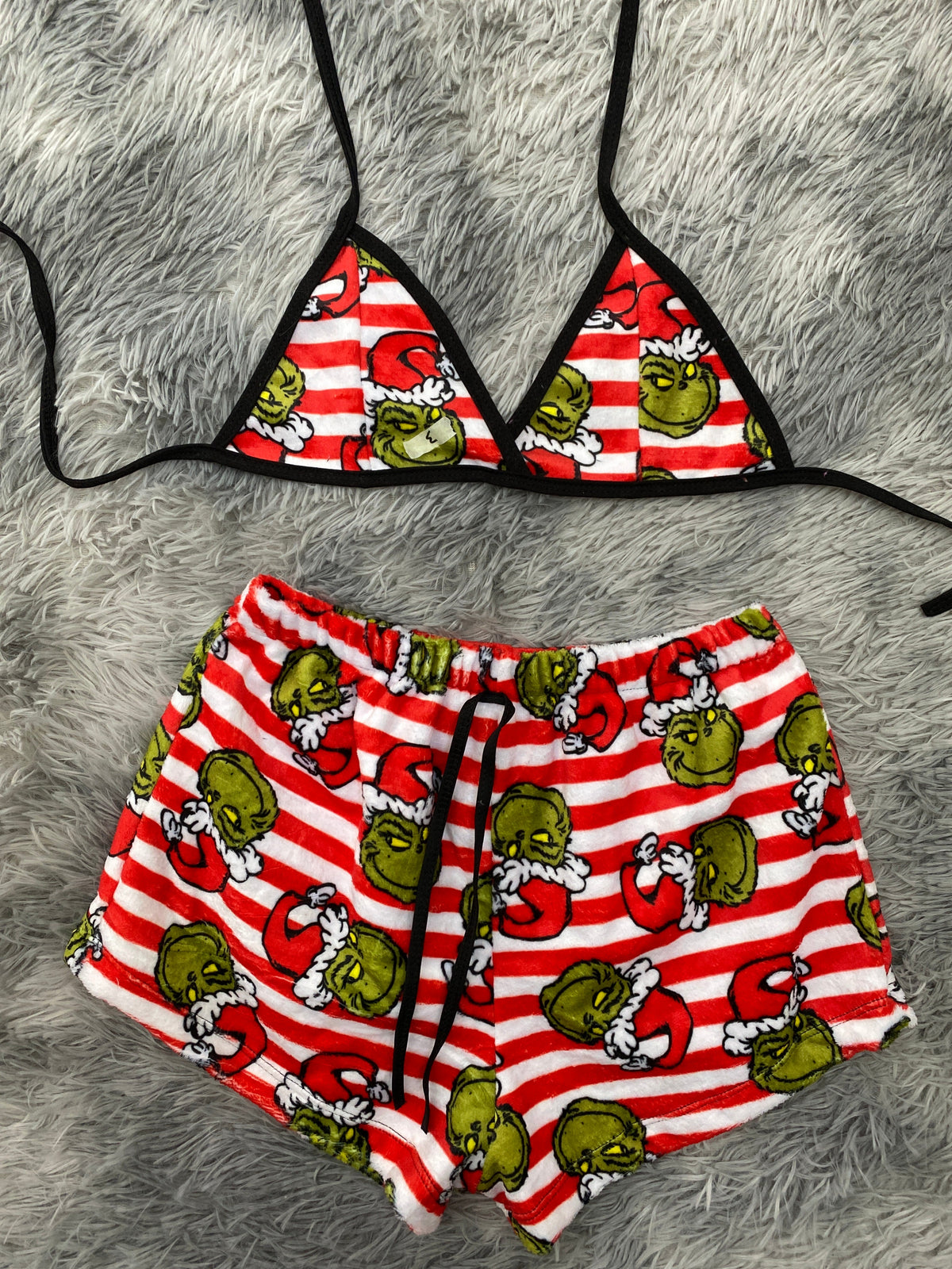 Grinch rayado rojo y blanco Top Con Short Unitalla De Afelpado