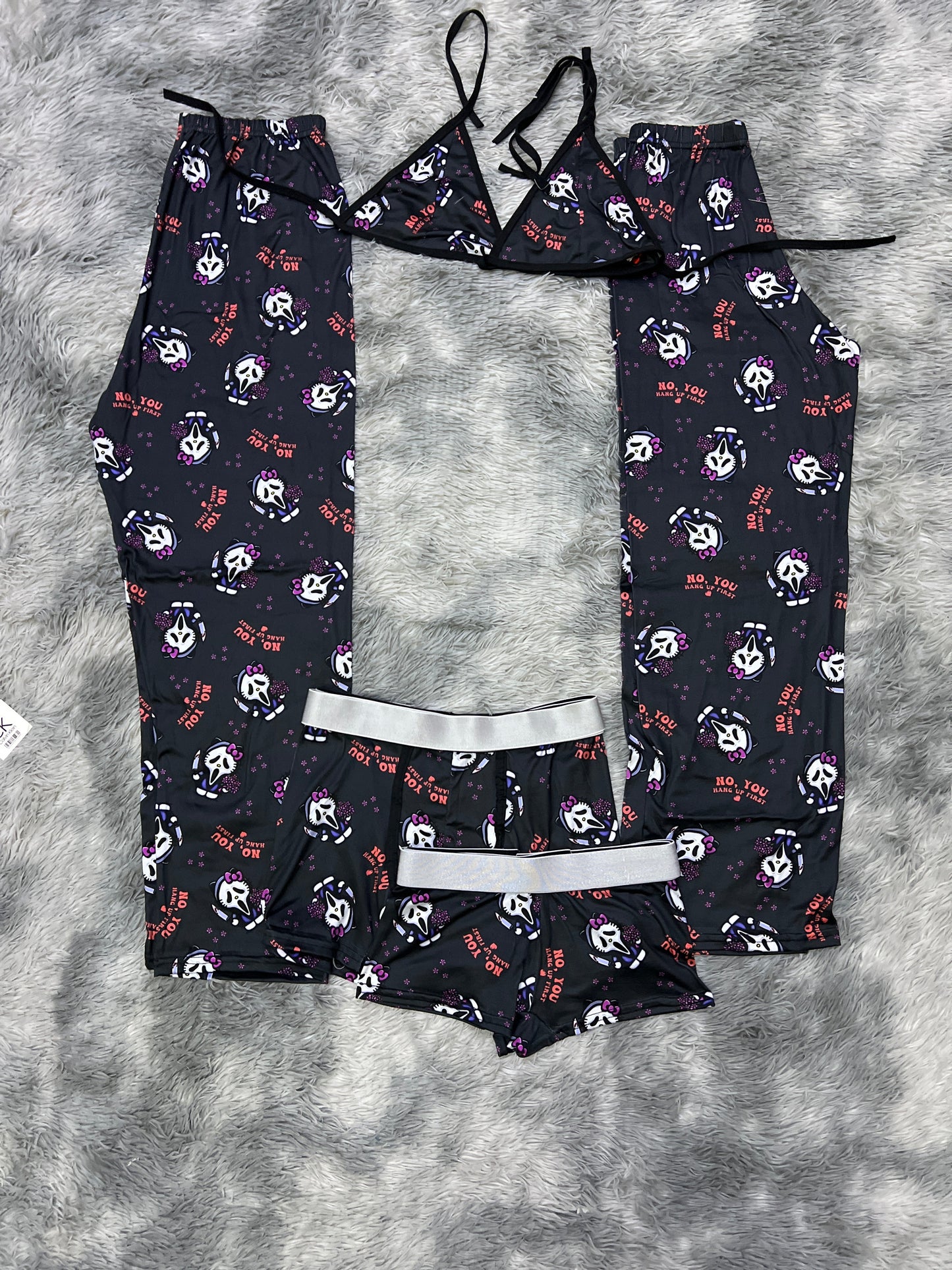 Hello Kitty Negro Duo de pijama de 5 piezas.