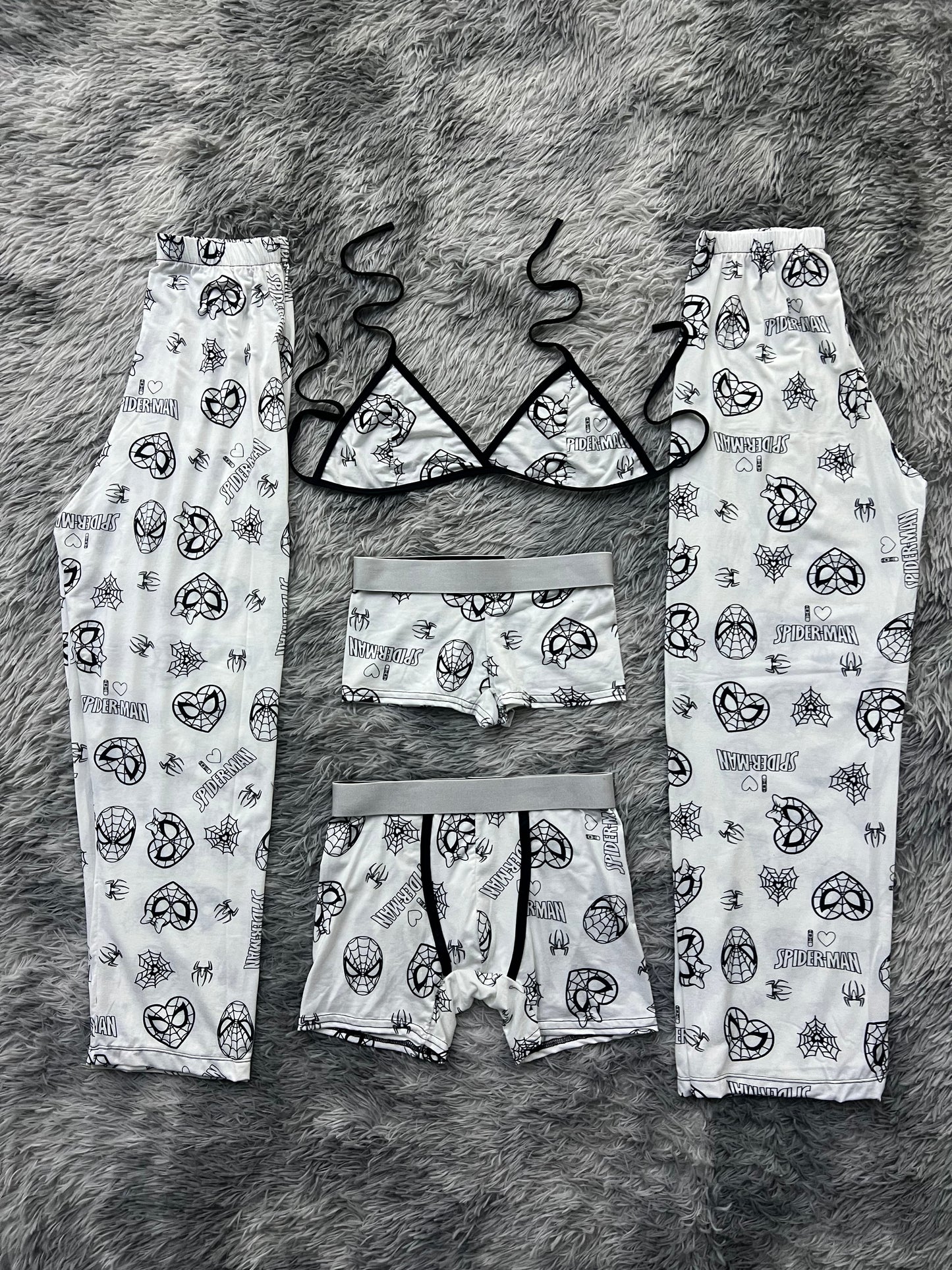 spiderman corazón blanco pijama 5 piezas