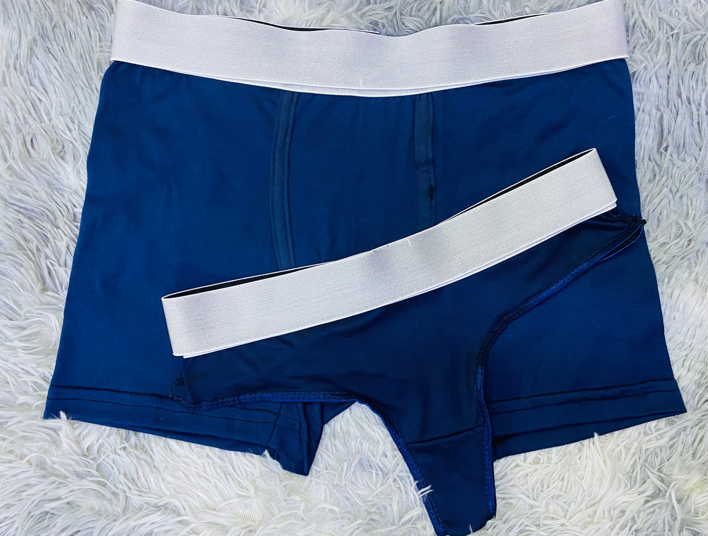 Boxer con tanga en color azul.