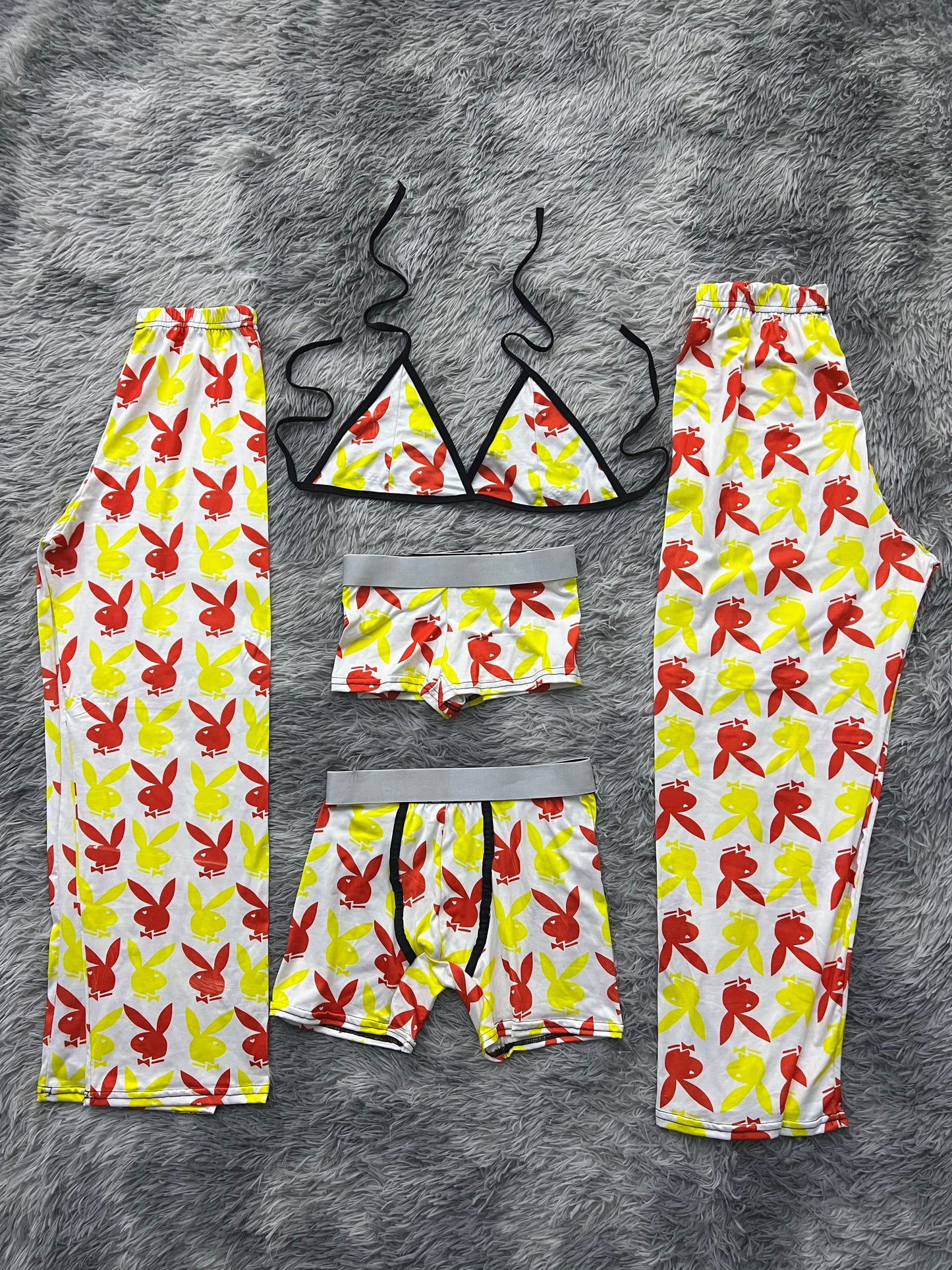 play boy amarillo y rojo pijama 5 piezas