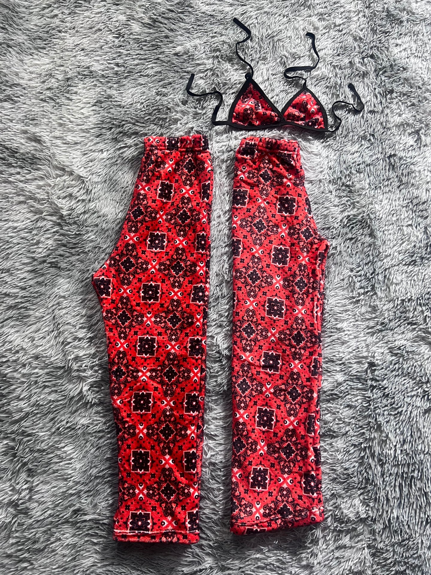 Paliacate rojo con negro Duo de Pijama Afelpada