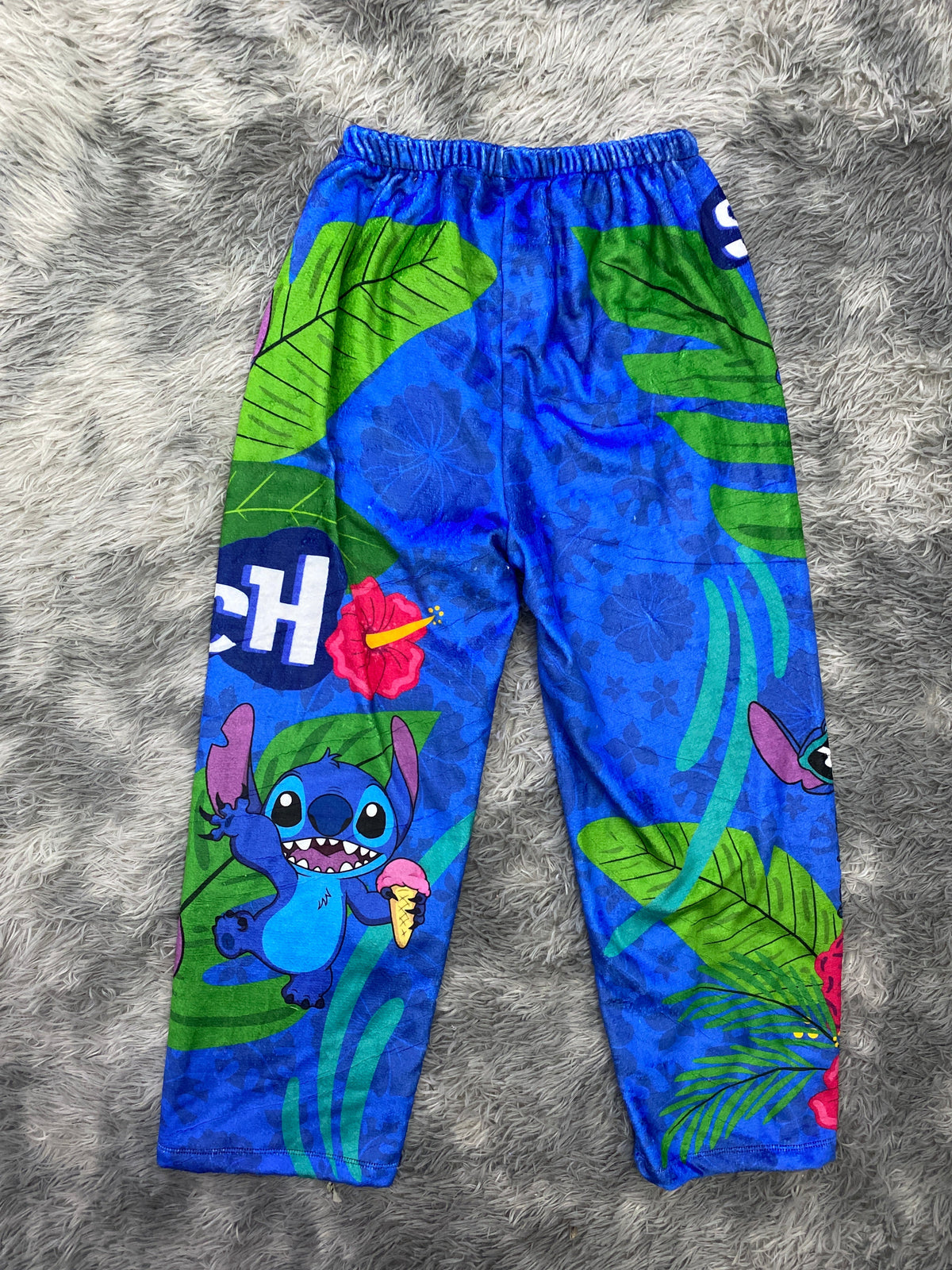 pijama de mujer pantalón afelpado de stitch