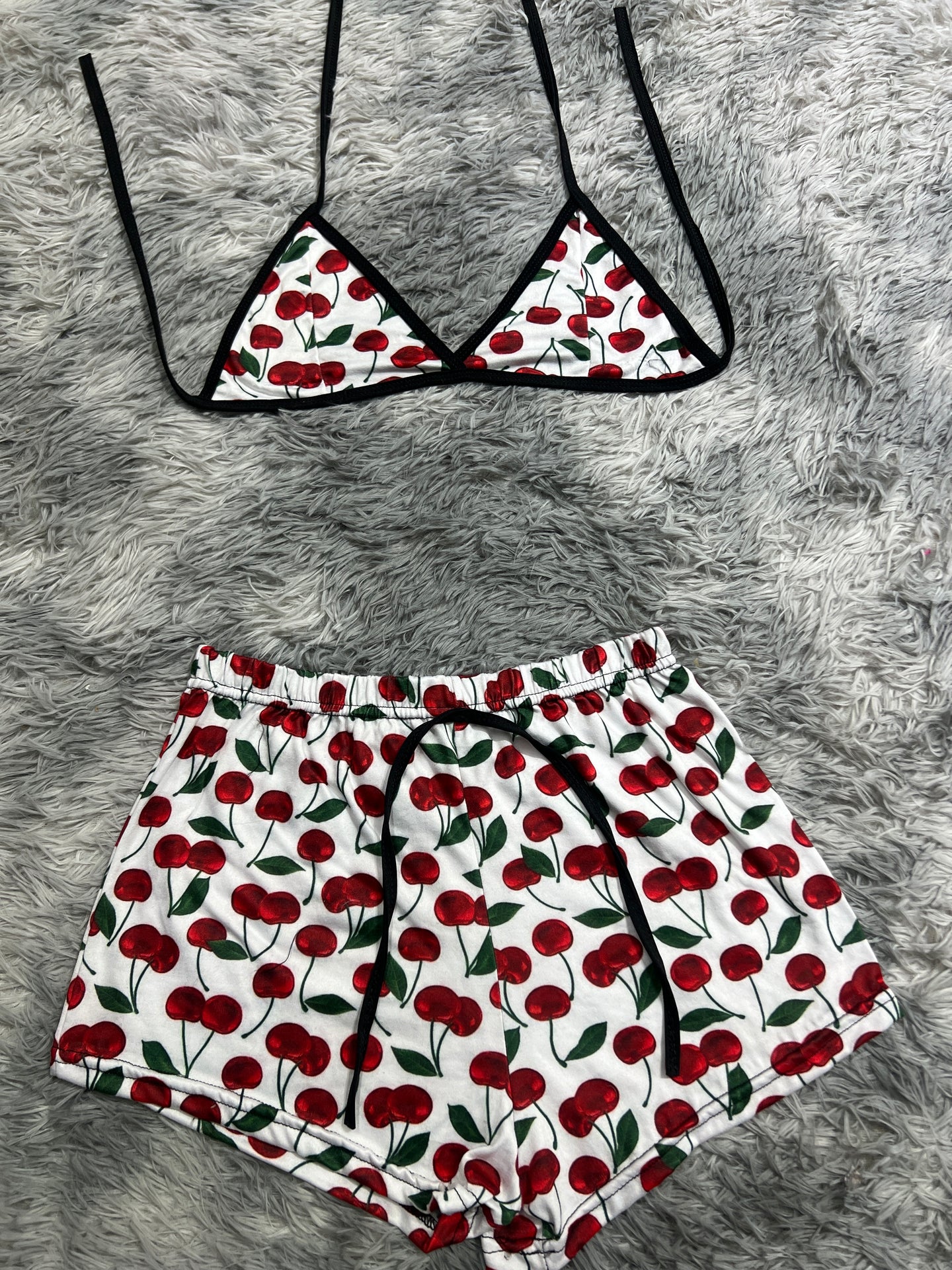 cereza Top con short unitalla de brush