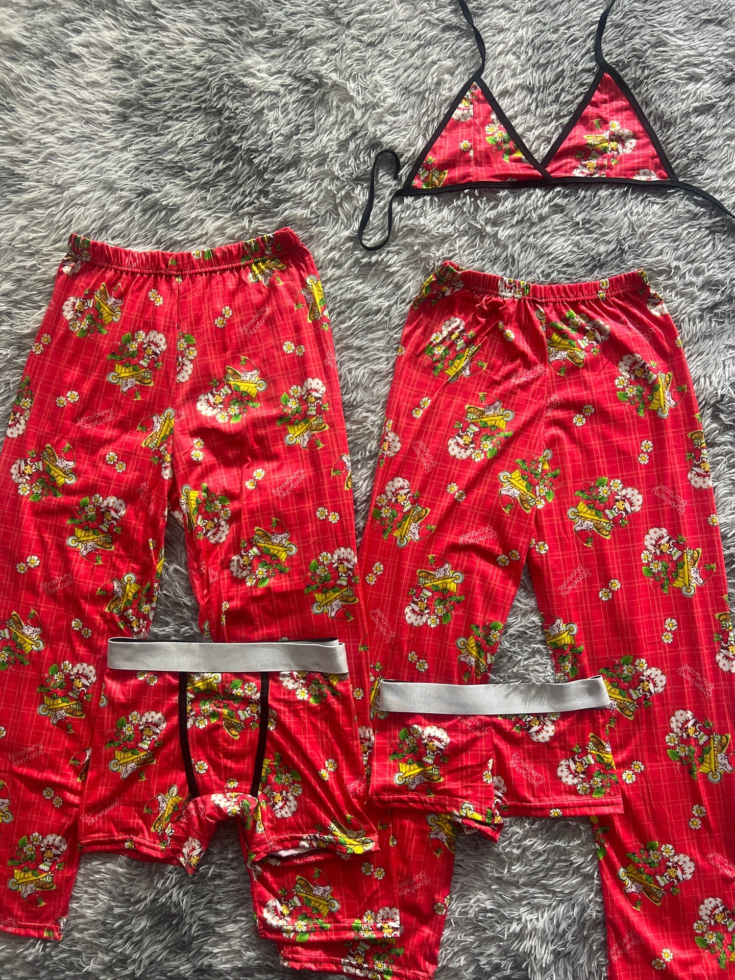 rosita fresita clasica con cuadros rojos pijama 5 piezas
