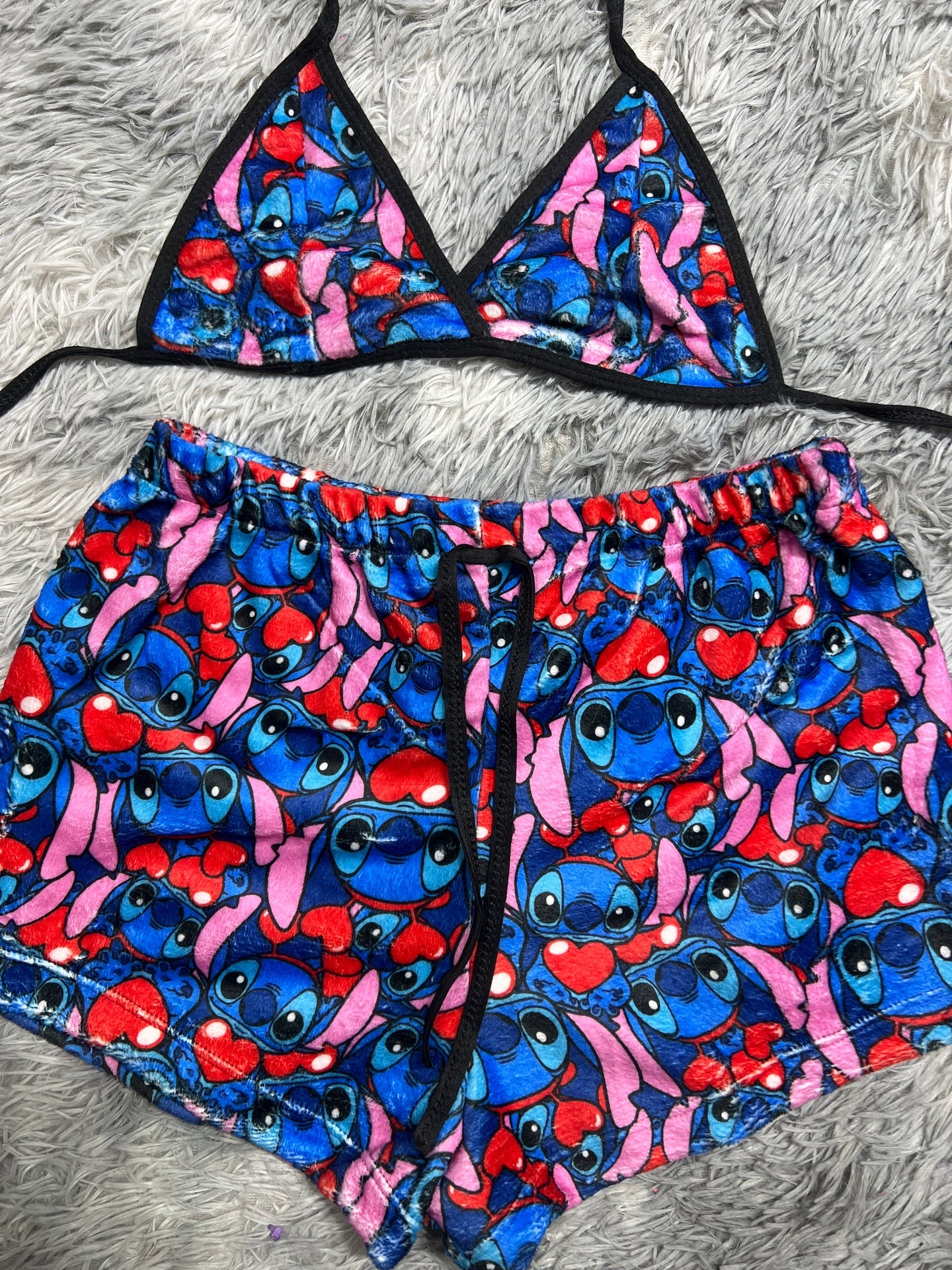 stich corazones top con short unitalla de afelpada
