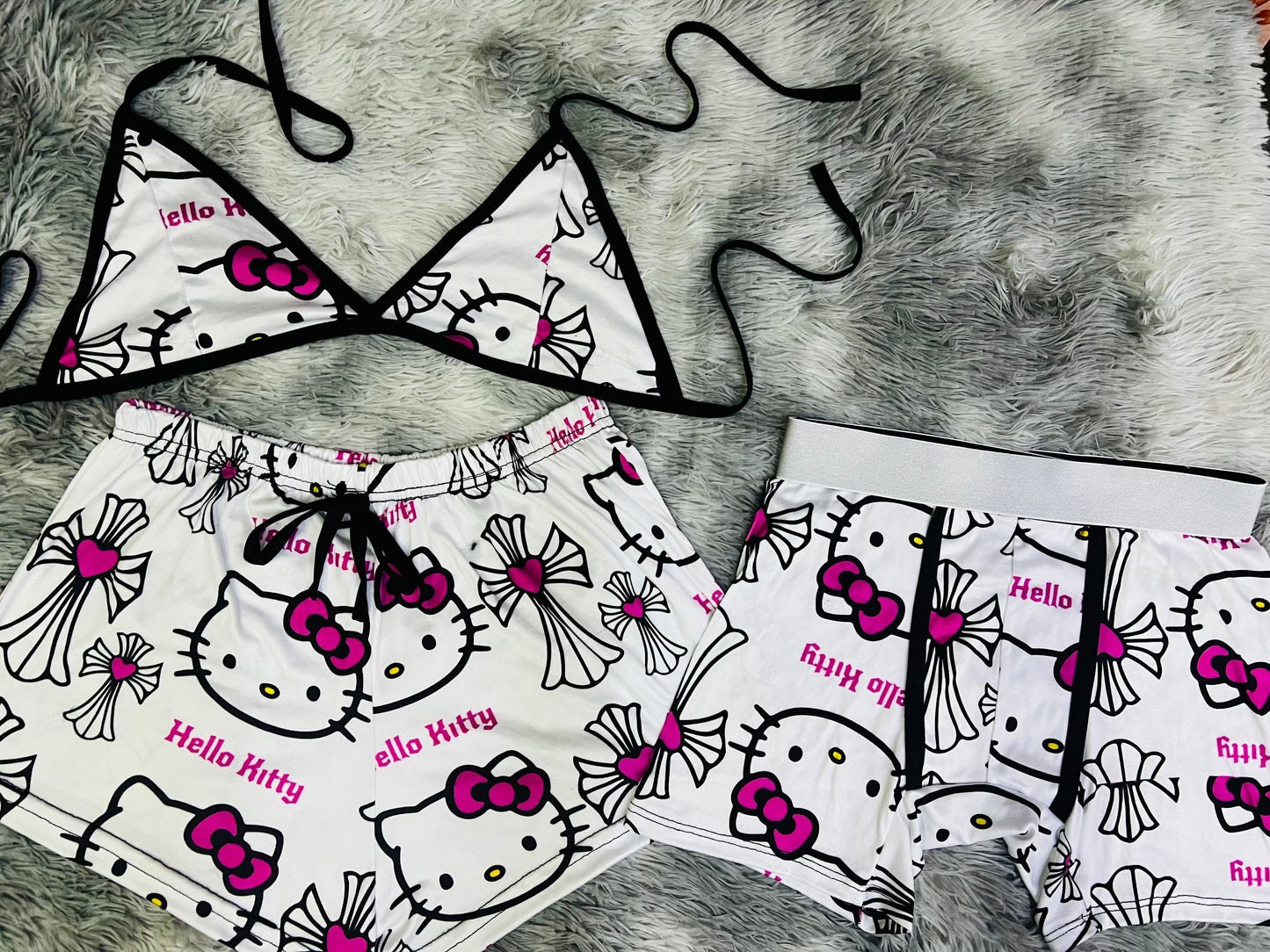 Hello Kitty Print Rosa duo short con top