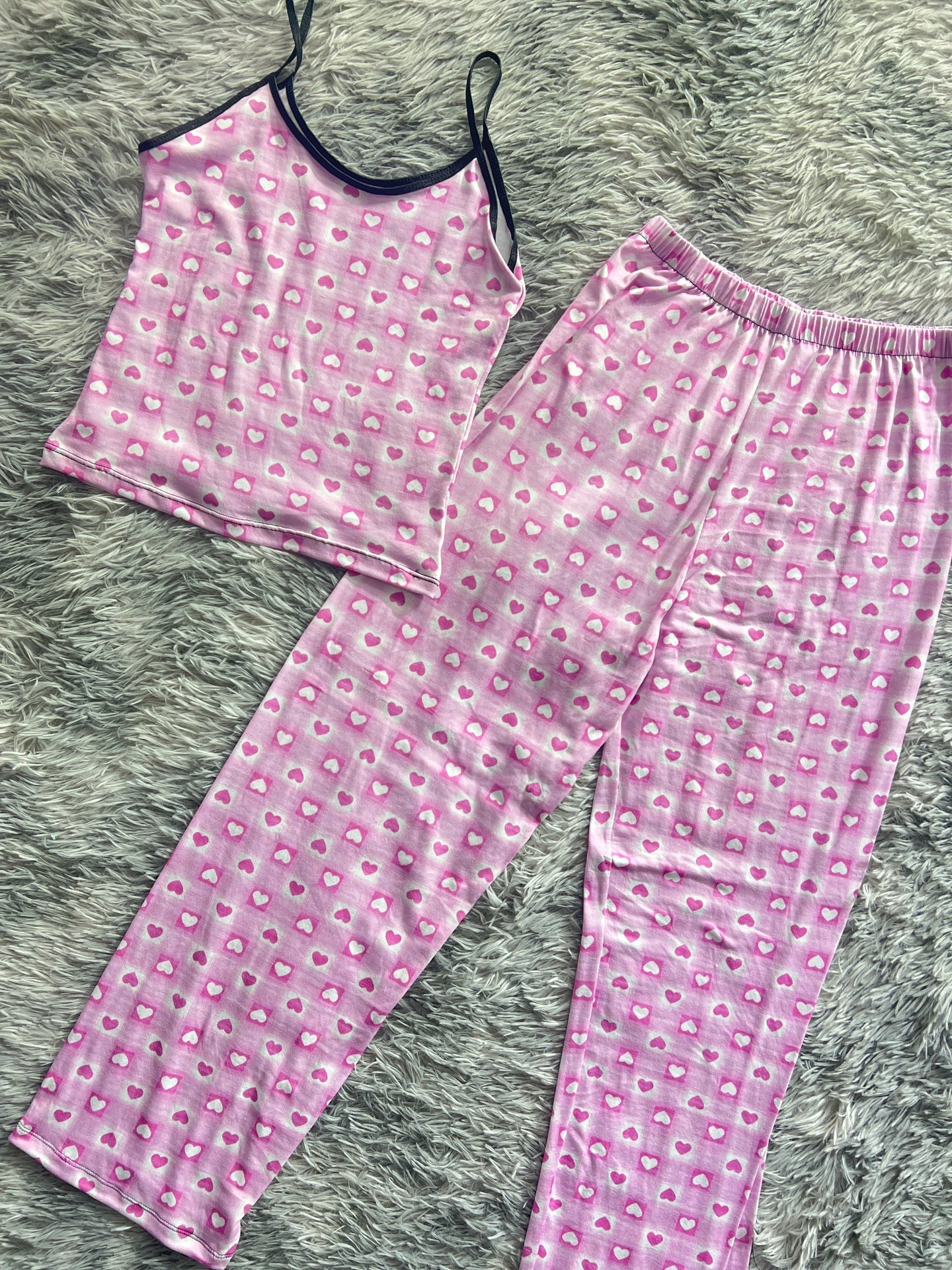 Corazones rositas en cuadros blusa con pantalón pijama de dama
