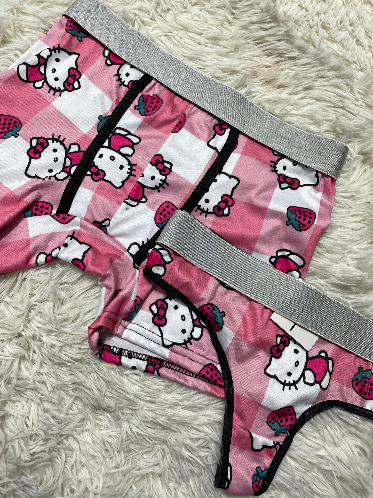 Hello kitty fresas duo unitalla con tanga