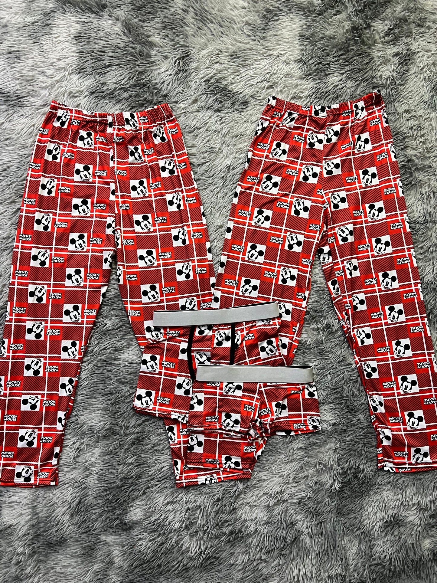 Mickey Cuadros Rojo Duo De Pijama De 5 Piezas.