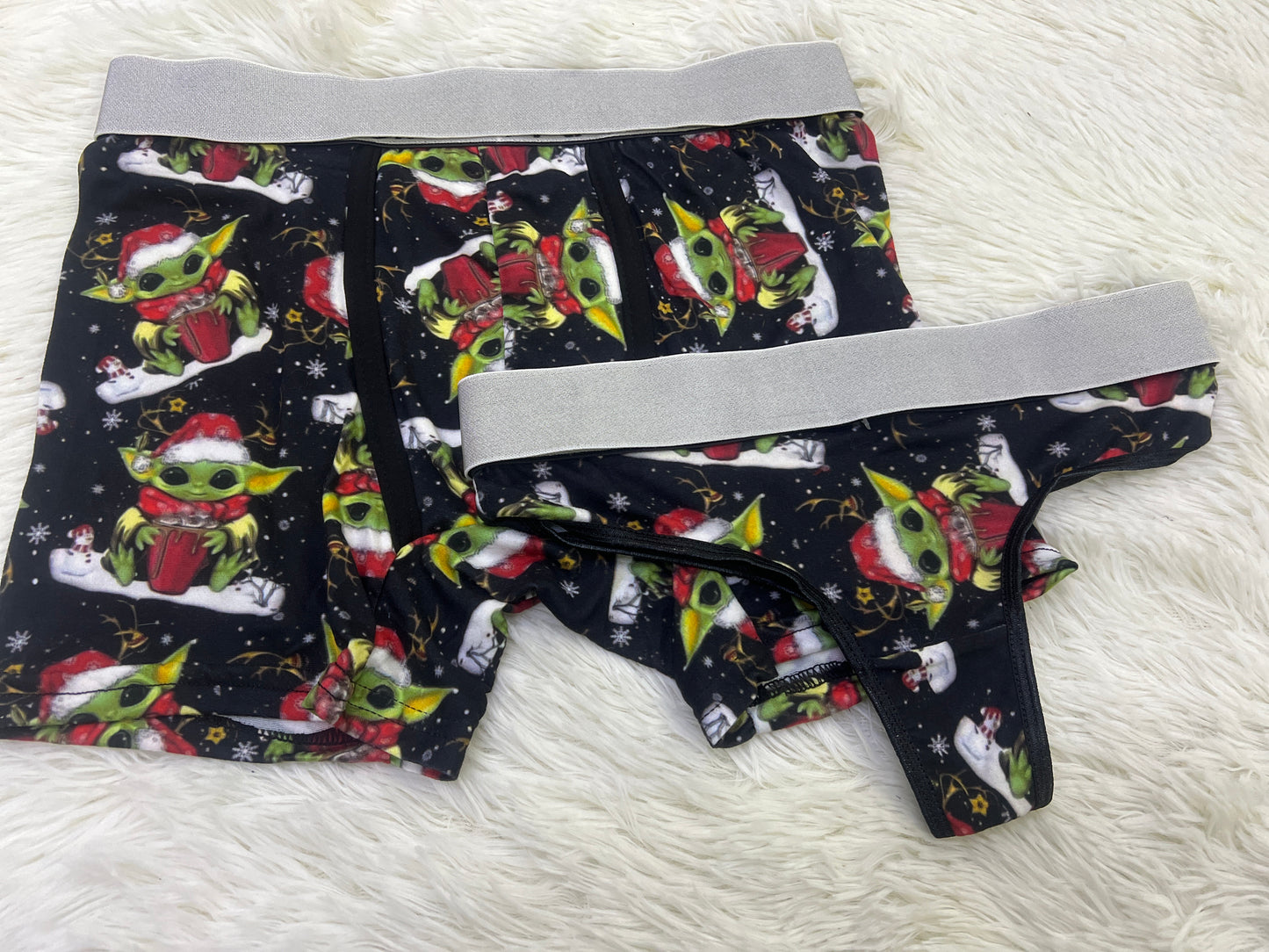 Baby yoda duo tanga navidad