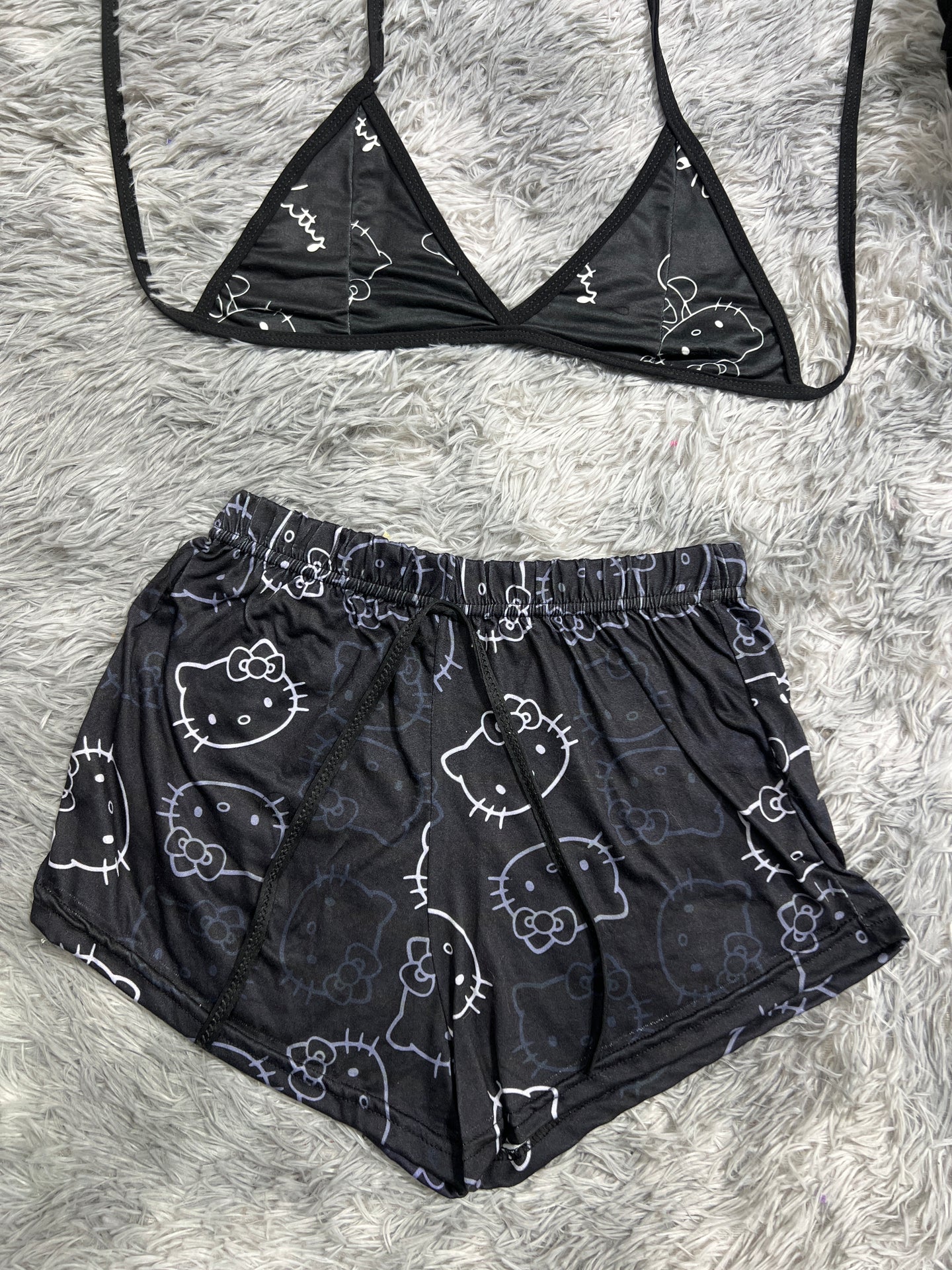 Hello kitty negro Top con short unitalla de brush