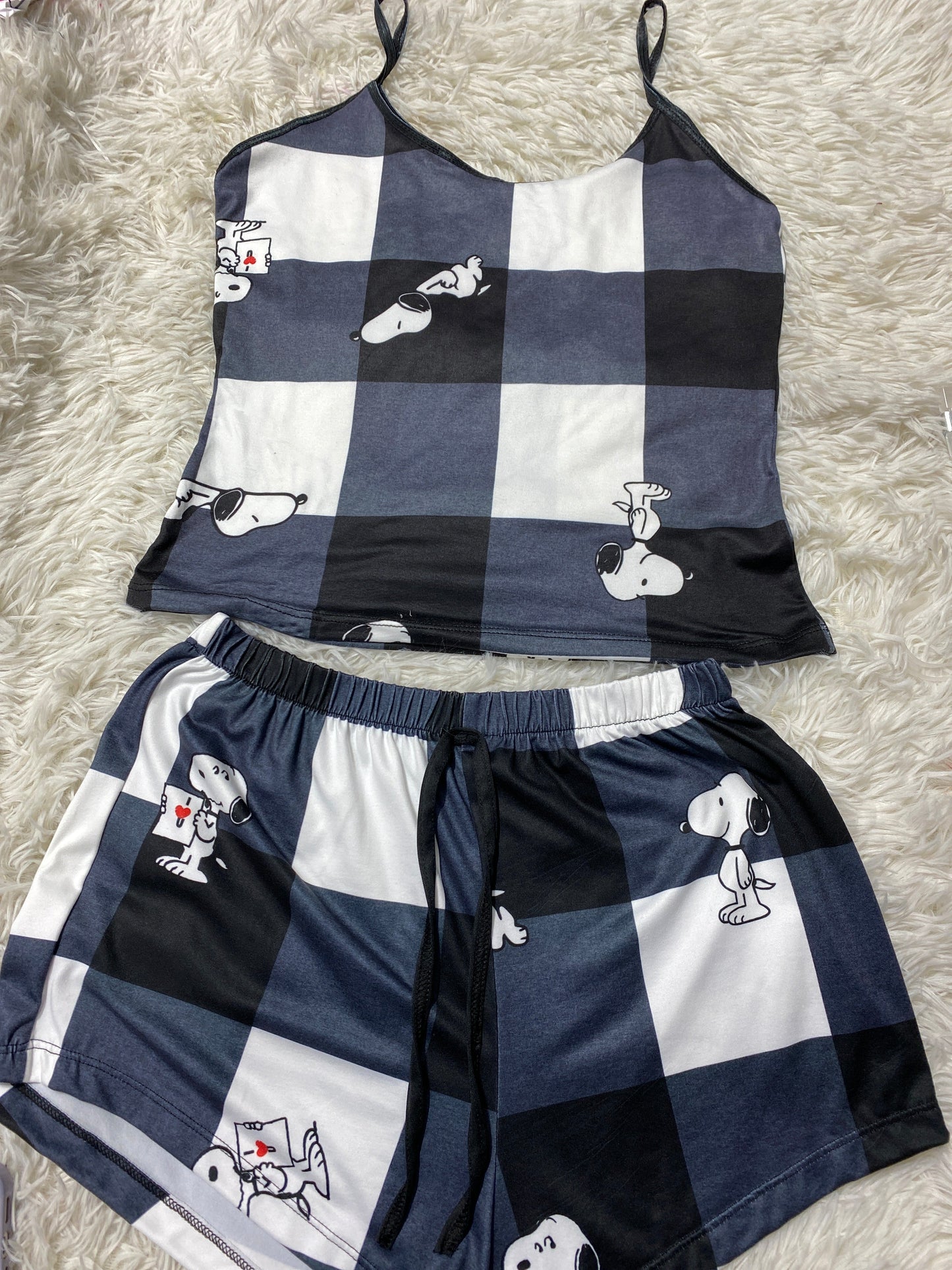 Snoopy cuadros negros y blancos blusa con short