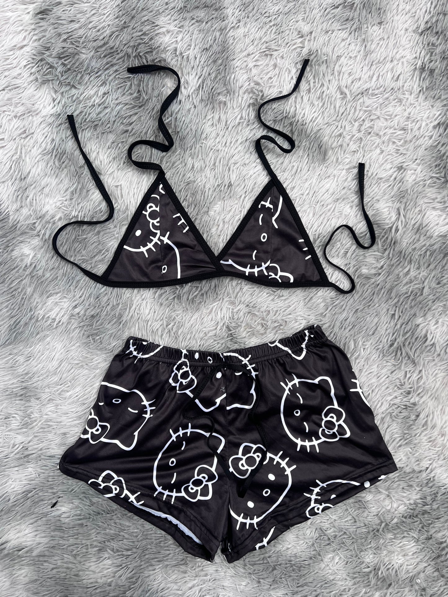hello kitty negro top con short unitalla de brush