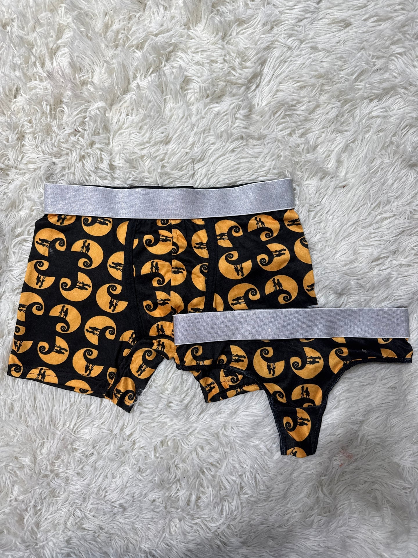El extraño mundo de Jack, Jack y su novia duo de boxer con tanga