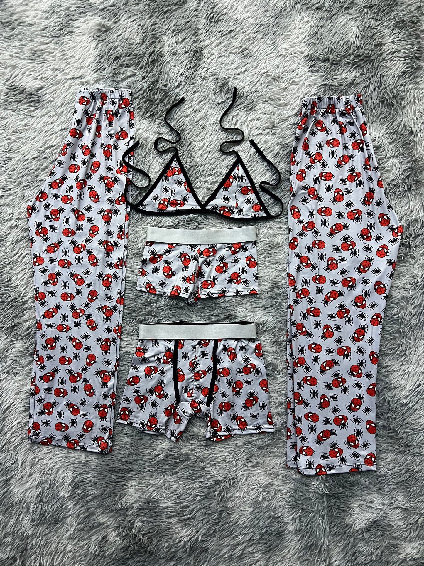 Spiderman gris pijama 5 piezas