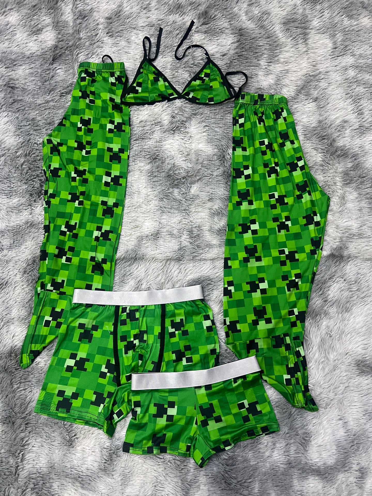 Minecraft 5 piece pajama set 😄🛌
