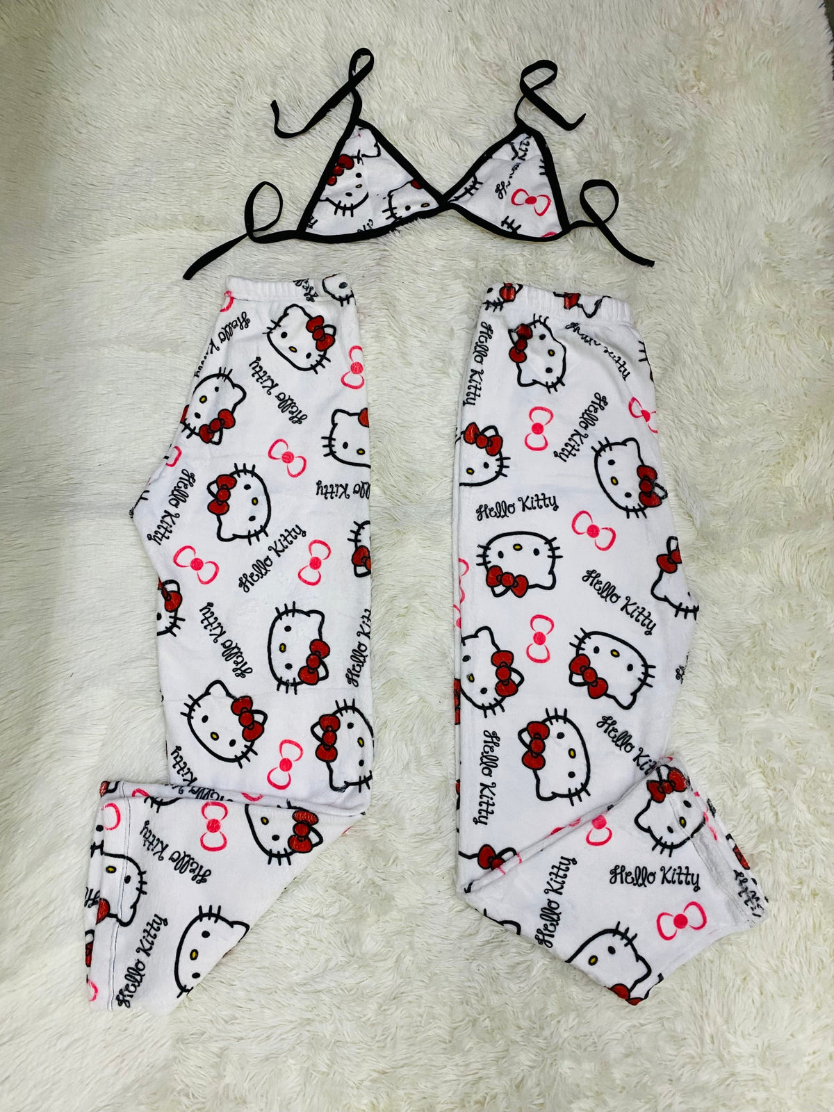 Hello Kitty Blanco Duo De Pijama Afelpada.