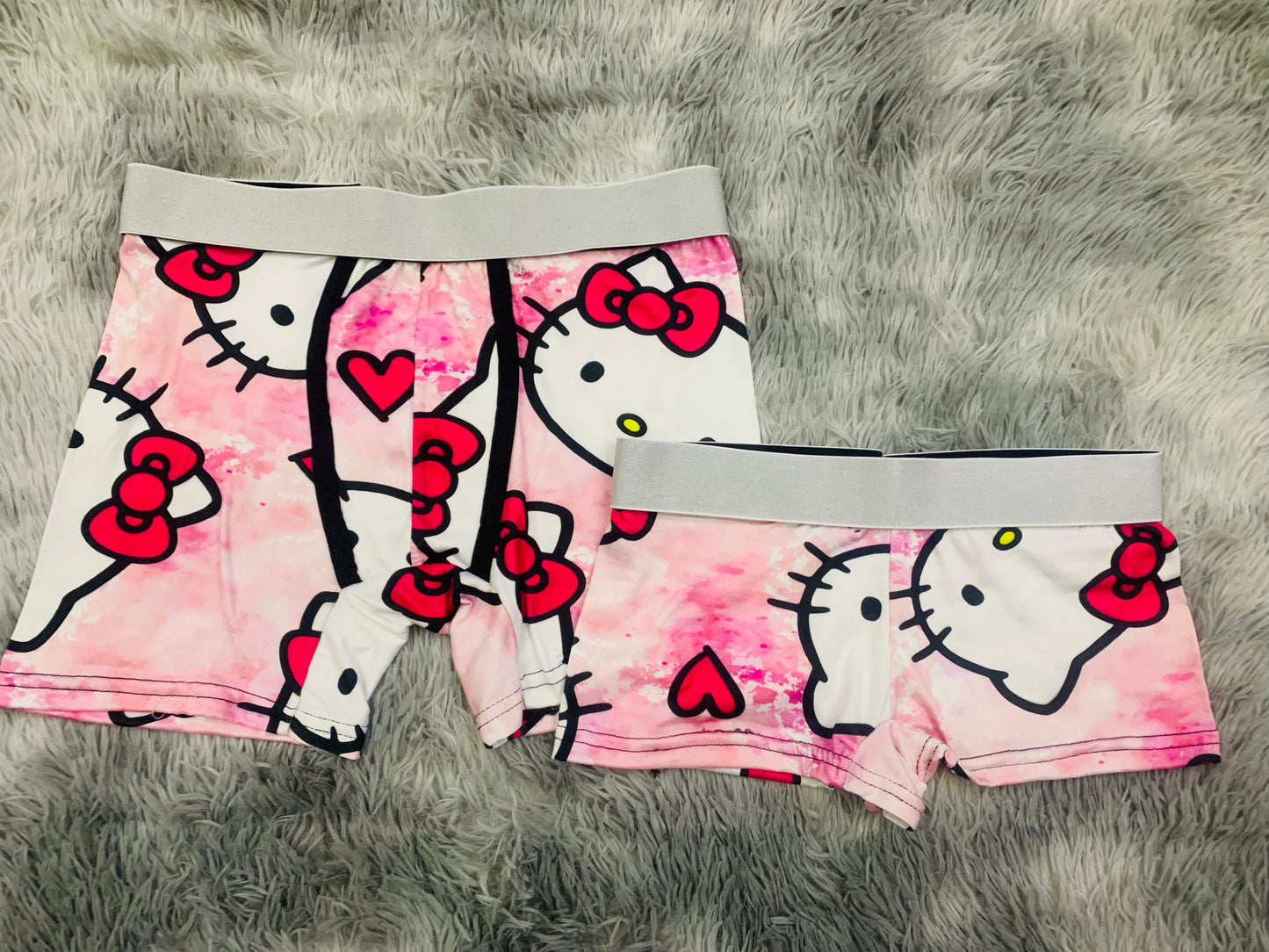 Hello Kitty Rosa Duo de pijama de 5 piezas.