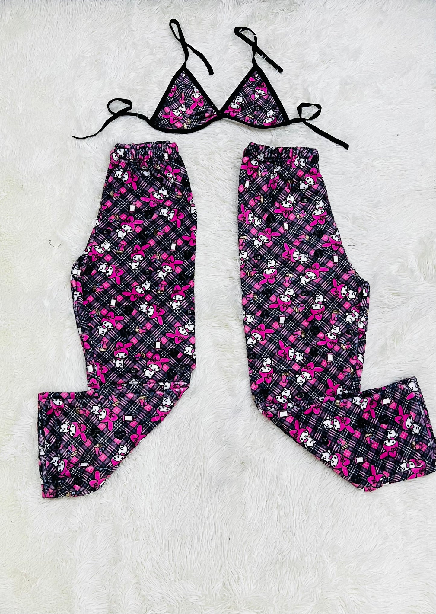 Melodía Rosa Duo de pijama afelpada.