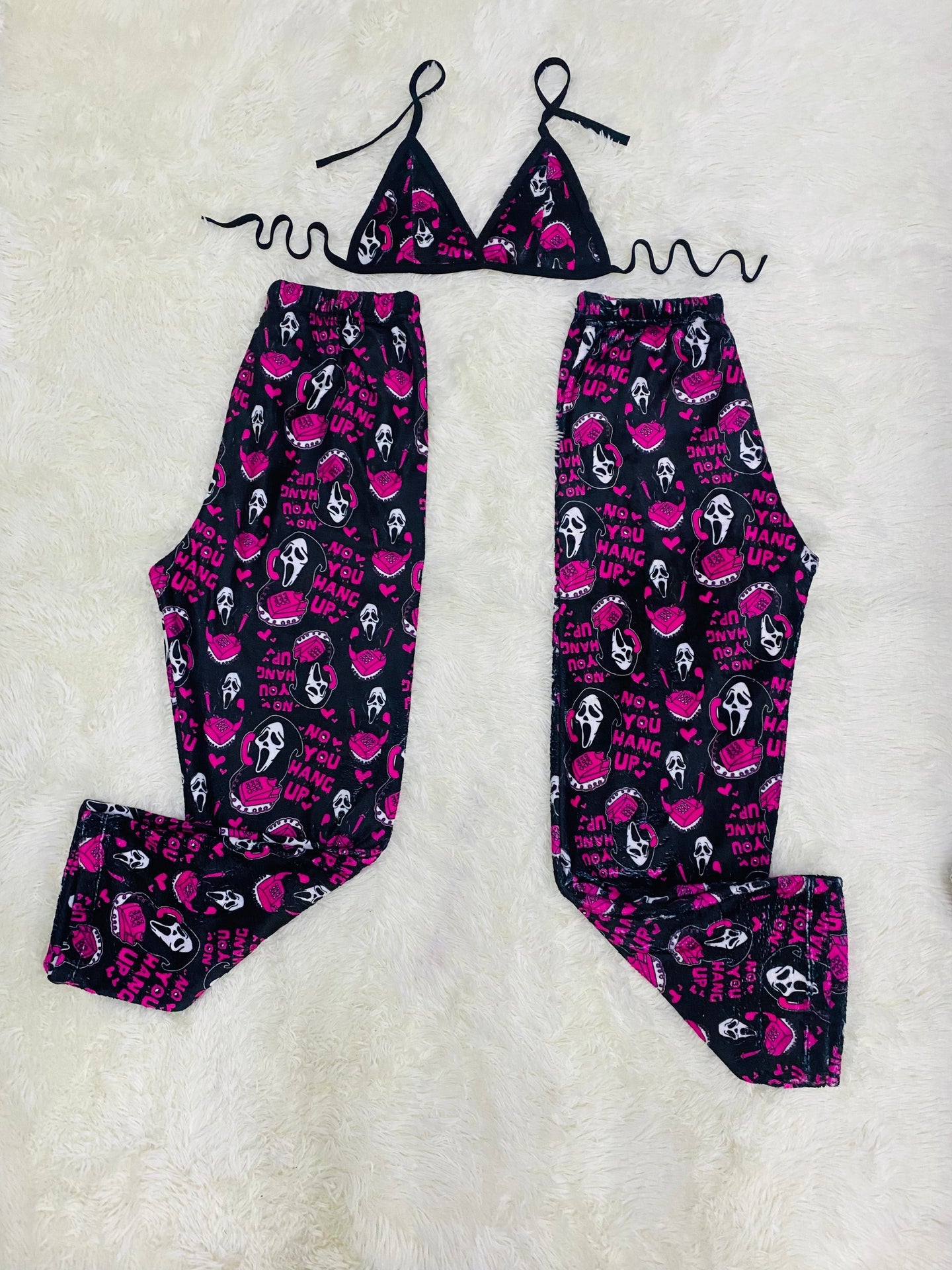 Scream Negro Duo de pijama afelpada.