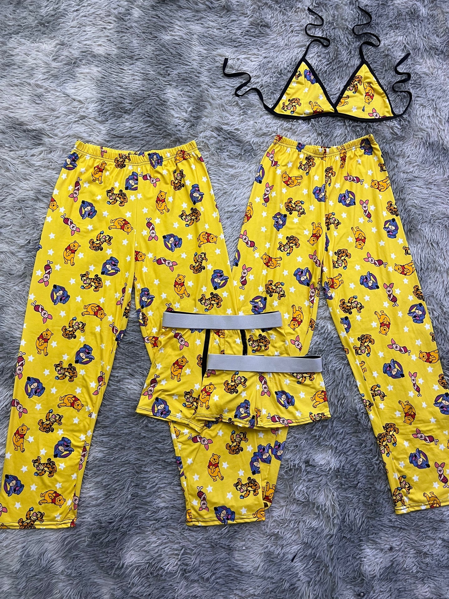 Winnie is Pooh Bear Yellow Print 5 piece pajama set 🐻✨