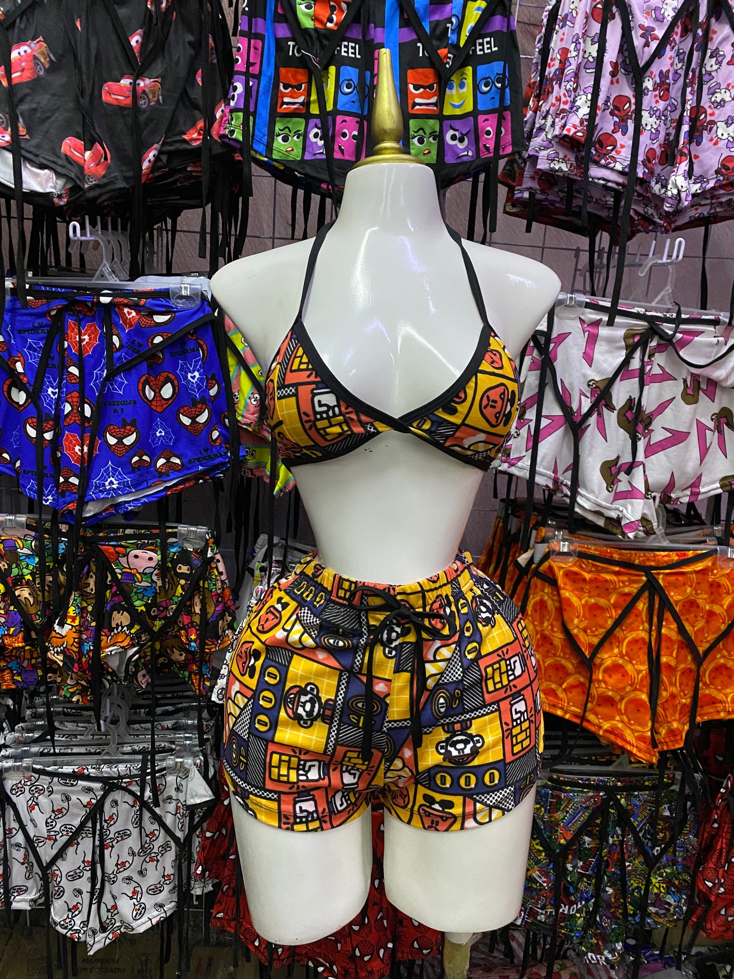 Mario bros cuadros amarillos Pijama de dama short con top individual de dama