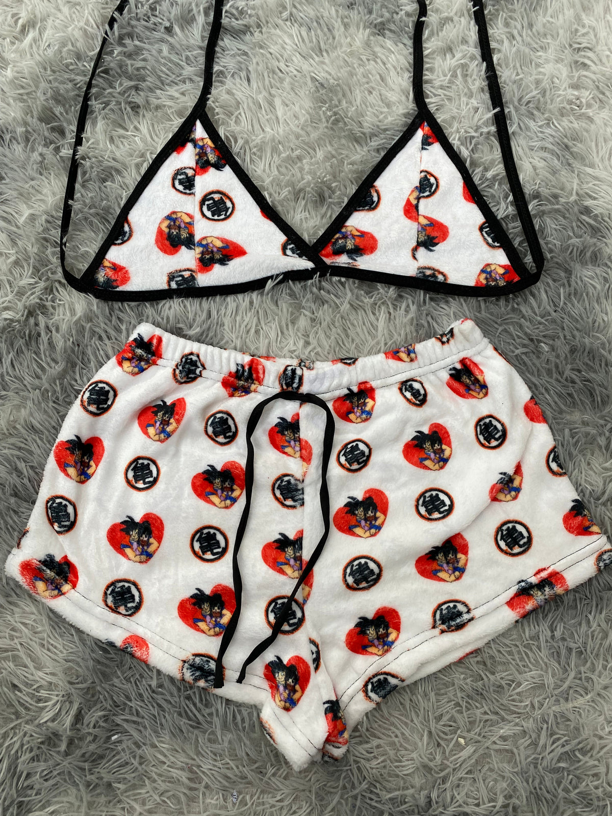 Goku y milk top con short unitalla de afelpado