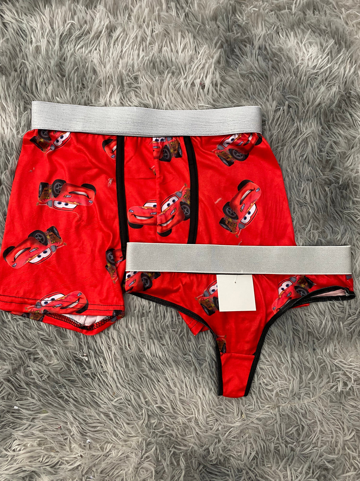 Mcqueen fondo rojo Duo Unitalla Con Tanga
