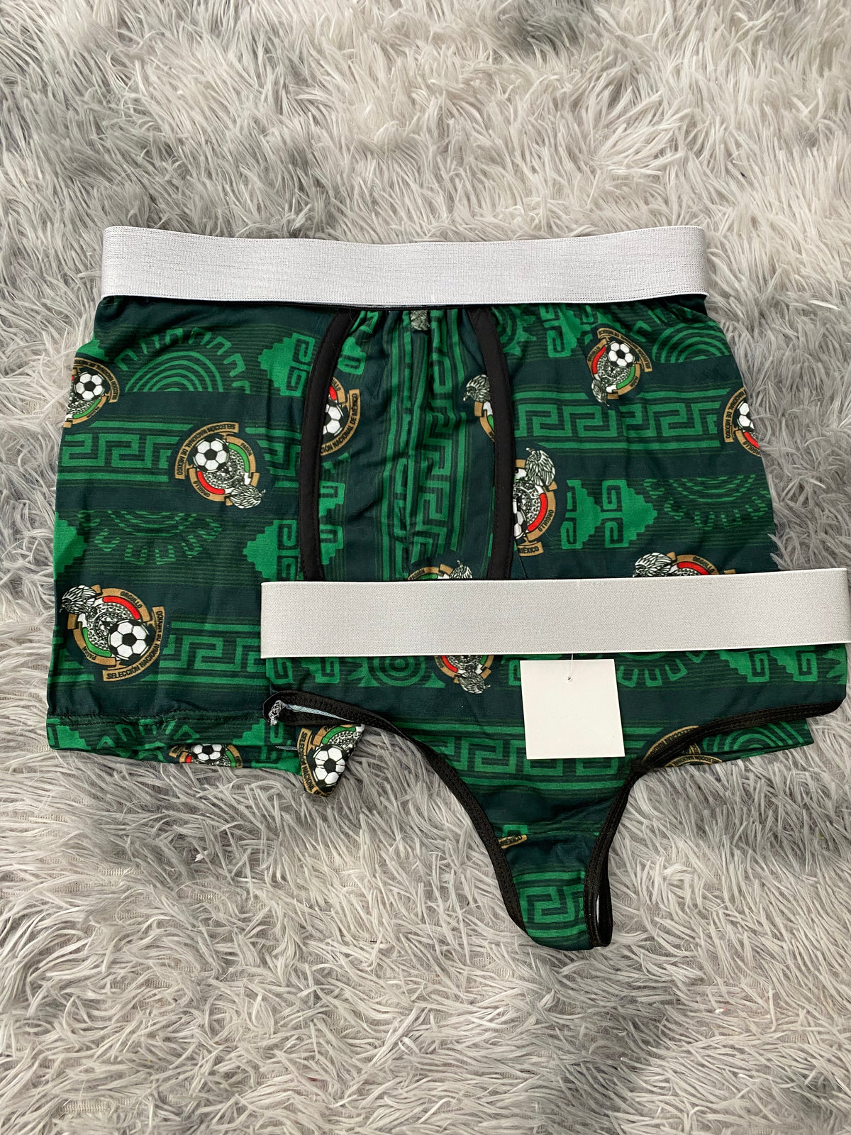 selección fondo verde Duo Unitalla Con Tanga