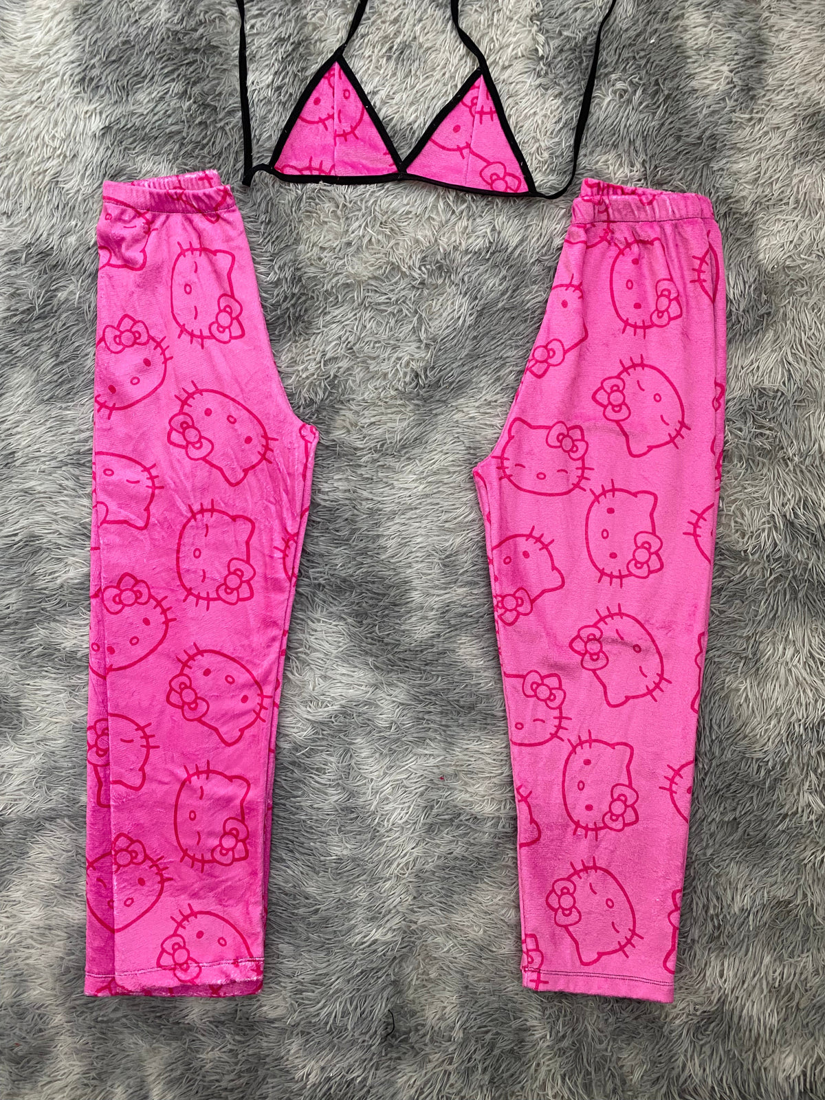 Hello kitty caras rosas Pijama Afelpada