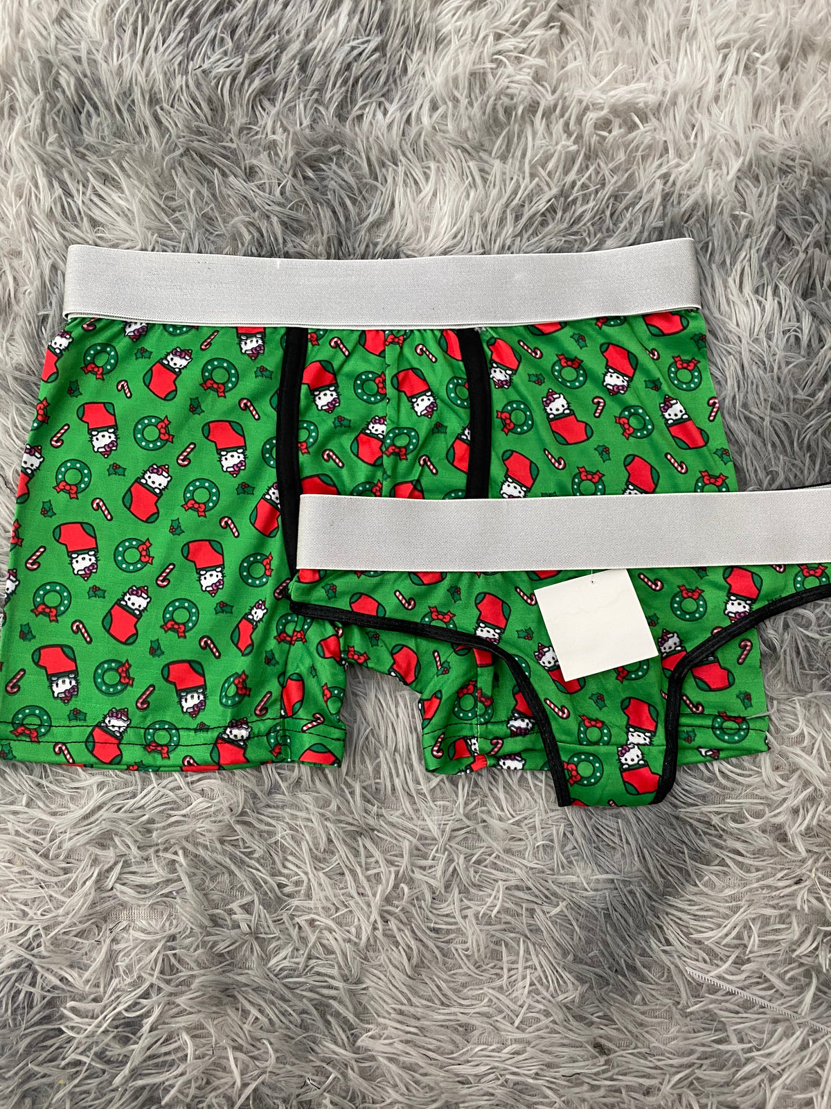 Hello Kitty bota de navidad fondo verde Duo Unitalla Con Tanga