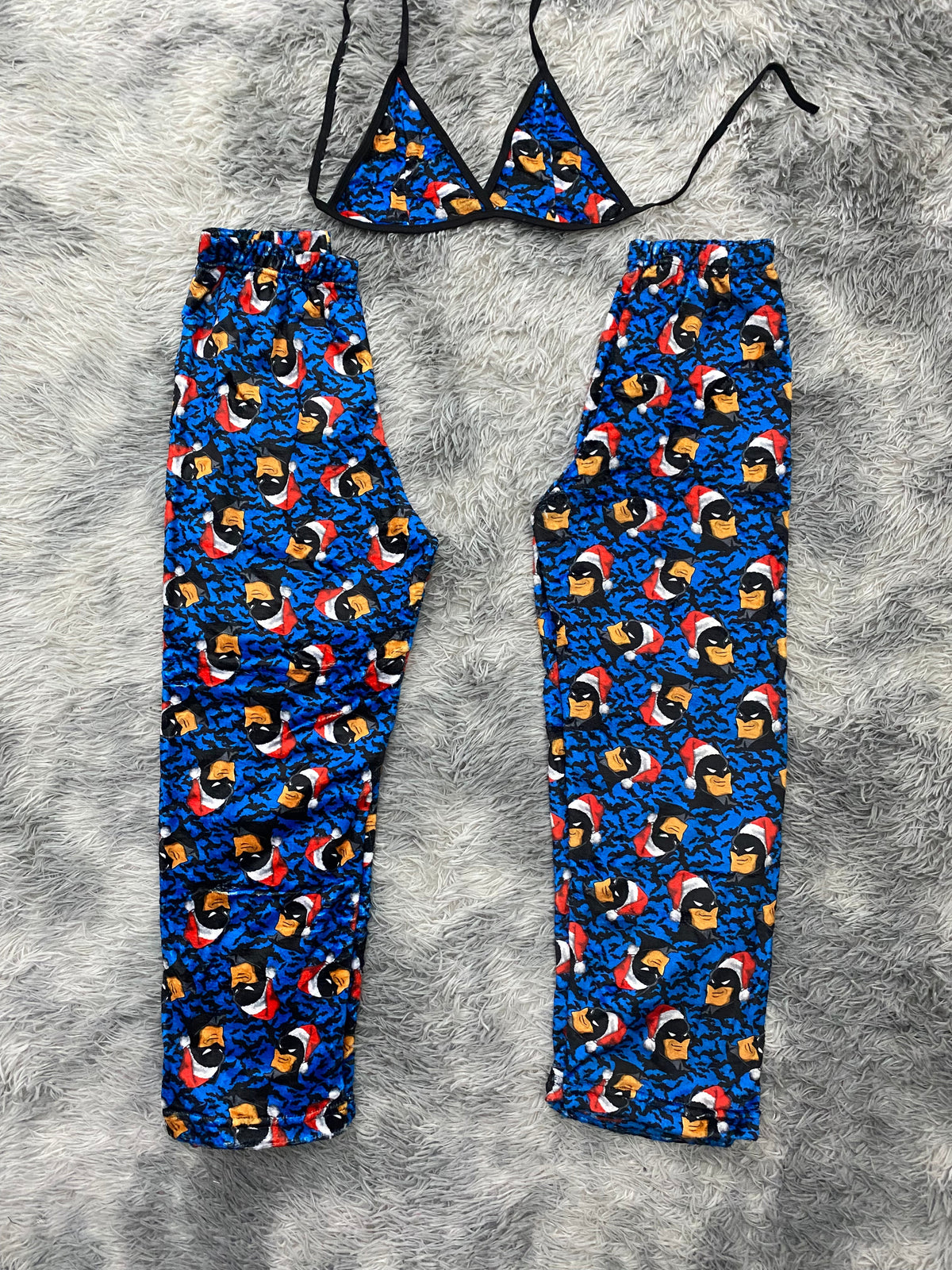 Batman con gorro de navidad fondo azul Pijama Afelpada