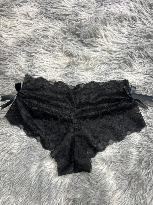 Moños A Los Lados Negro Cachetero