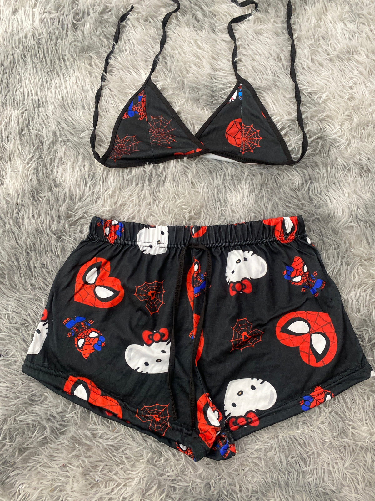 Spider kitty corazones  fondo negro Top Con Short Unitalla De Brush