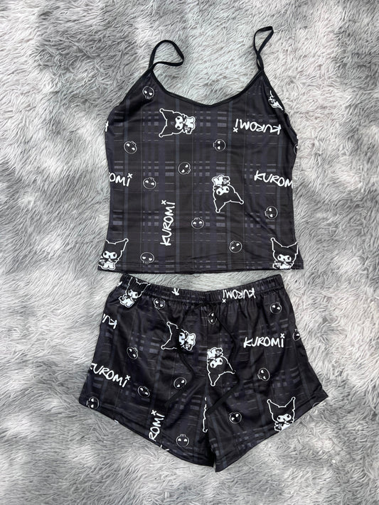 Kuromi Cuadros Negros Blusa Con Short