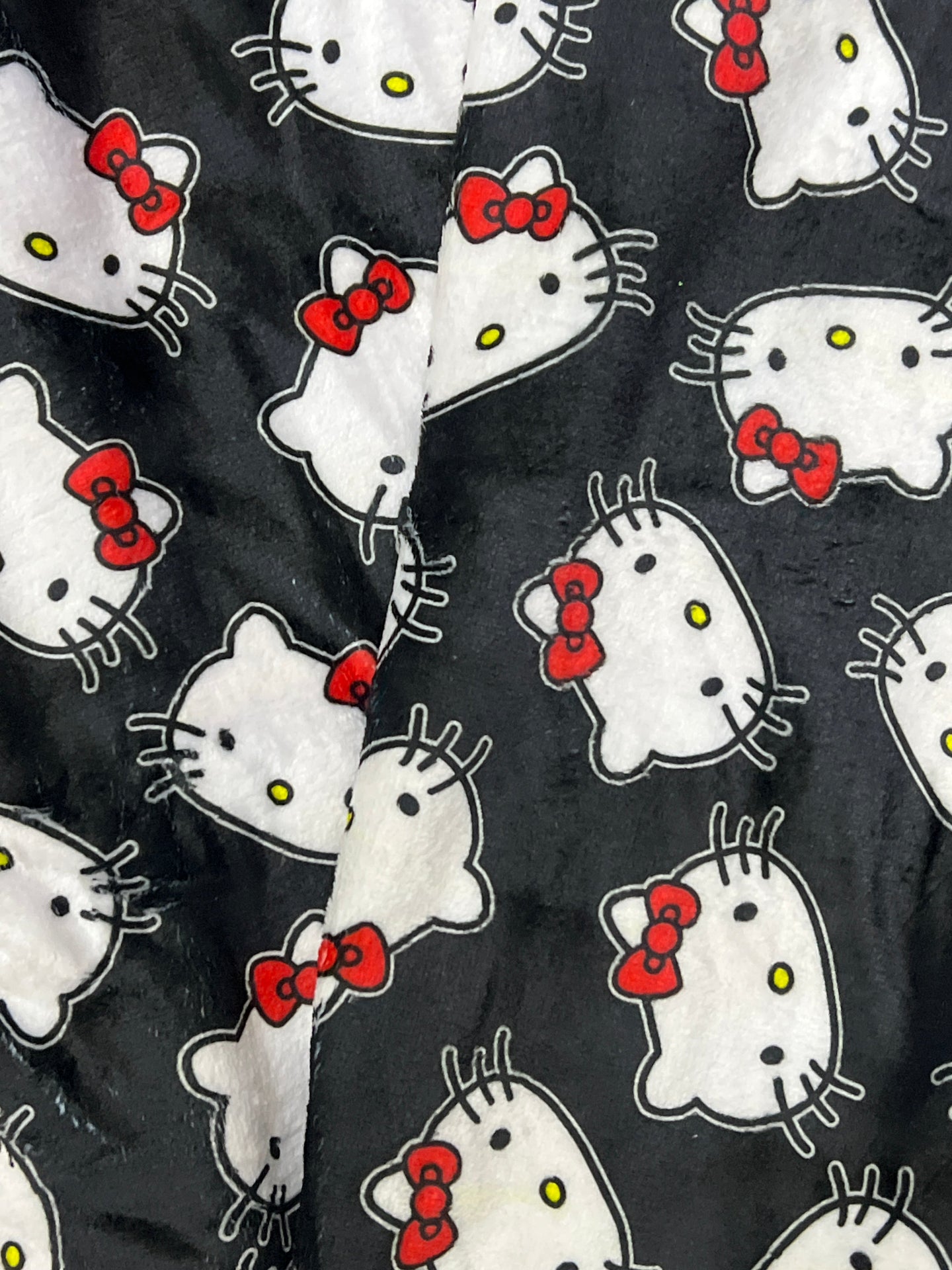 Hello Kitty duo de pijama afelpada.