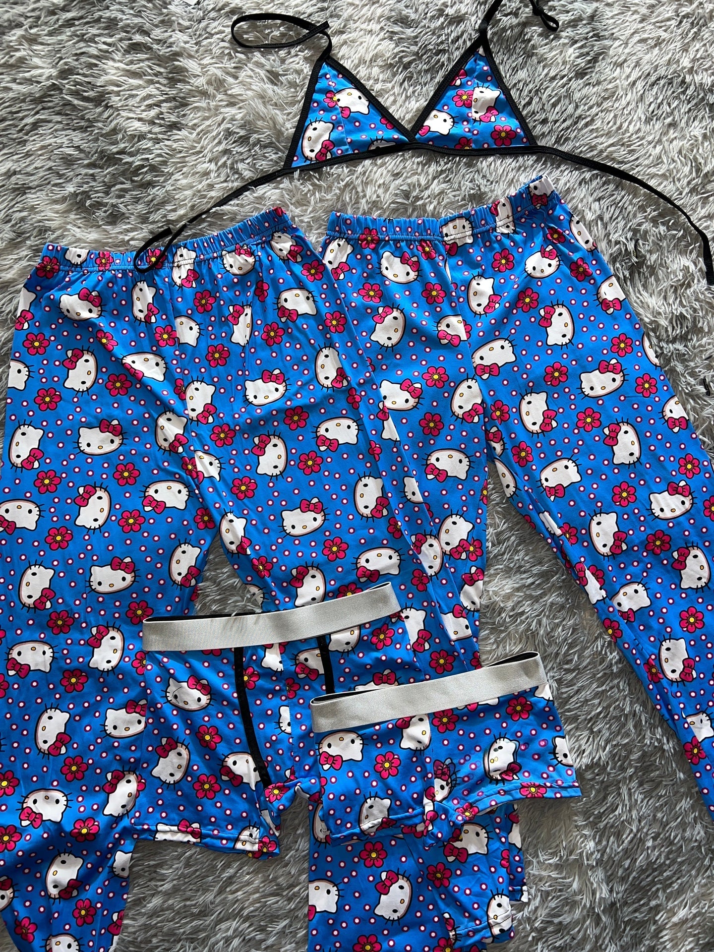Hello Kitty blue Big Face Print black 5 piece pajama set 😍