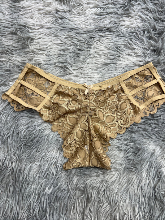 tanga de dama con líneas delanteras beige
