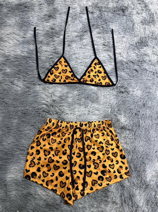 Leopardo Top con short unitalla de brush