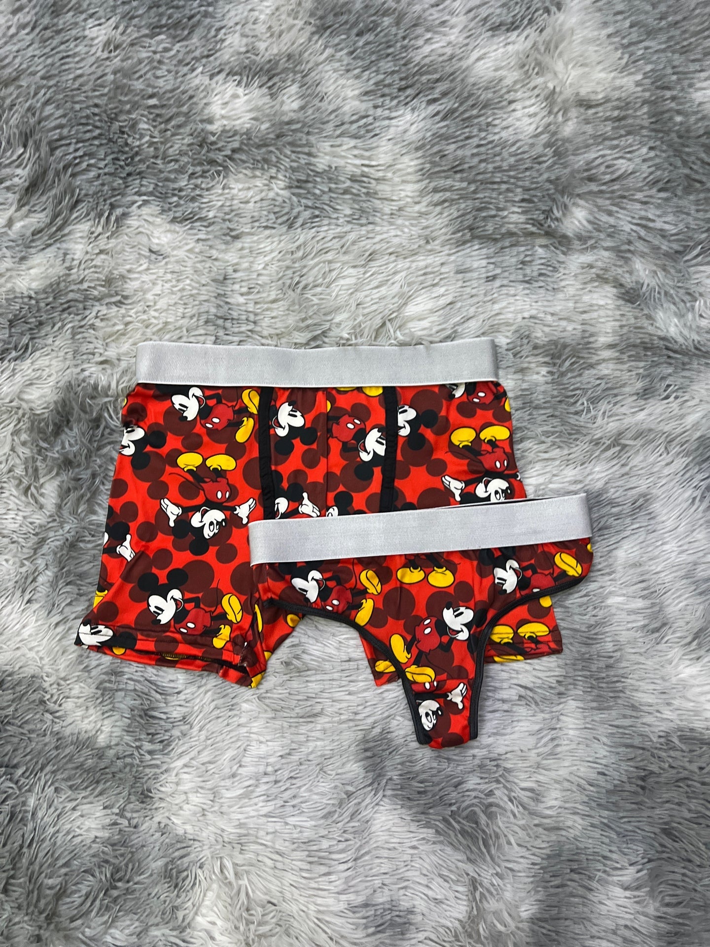 Mickey Mouse Rojo duo unitalla con tanga xl