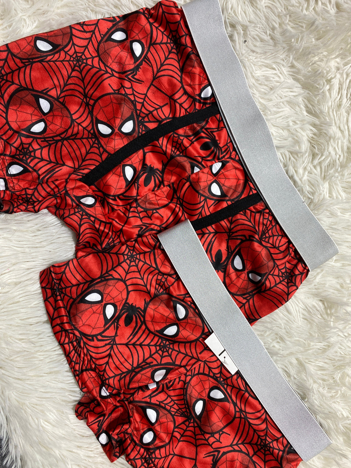 Spiderman telarañas fondo rojo Duo Con Boxer