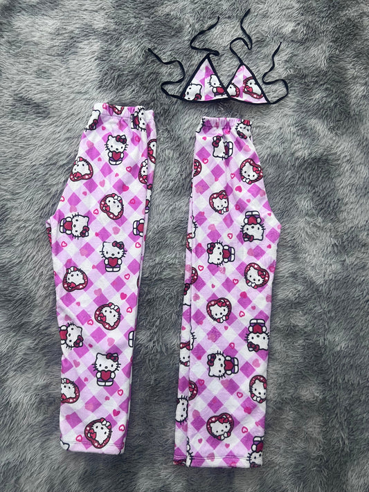 hello kitty cuadros rosas Duo de pijama afelpada.