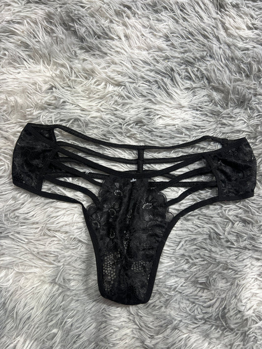 tanga de líneas negro
