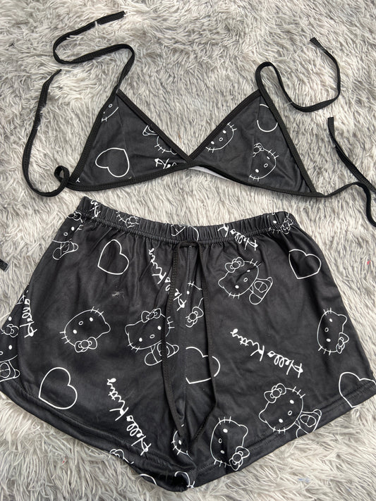 Hello Kitty Contorno Fondo Negro Top Con Short Unitalla De Brush