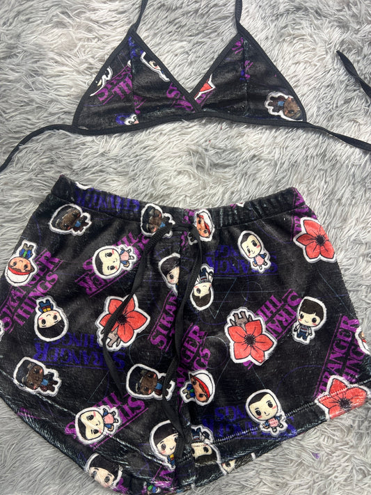 Stranger things Top con short unitalla de afelpado