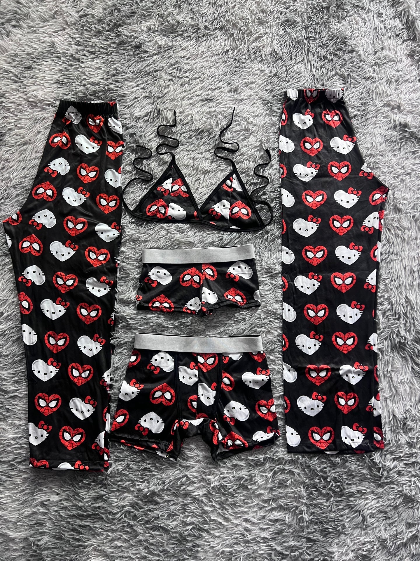 spider kitty corazones fondo negro pijama 5 piezas