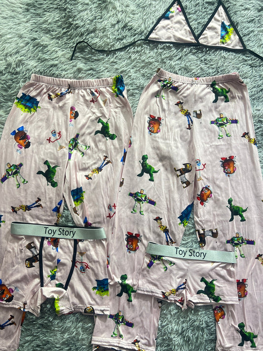 Toy story fondo beige pijama 5 piezas