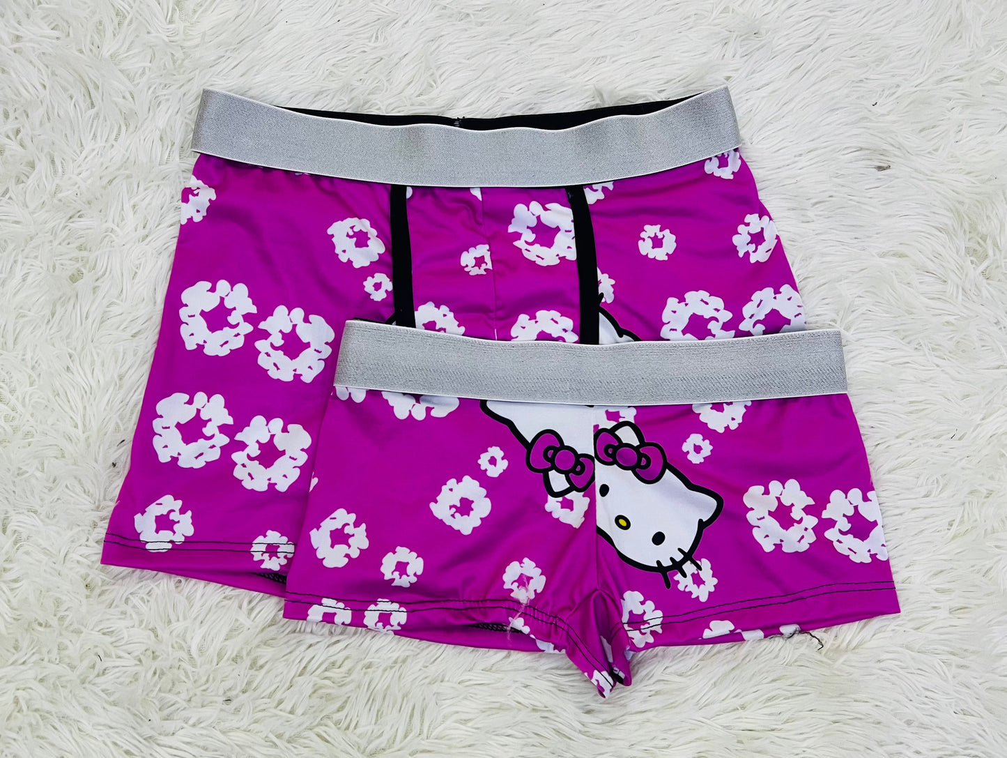 Hello Kitty Flor Rosa Duo de pijama de 5 piezas.